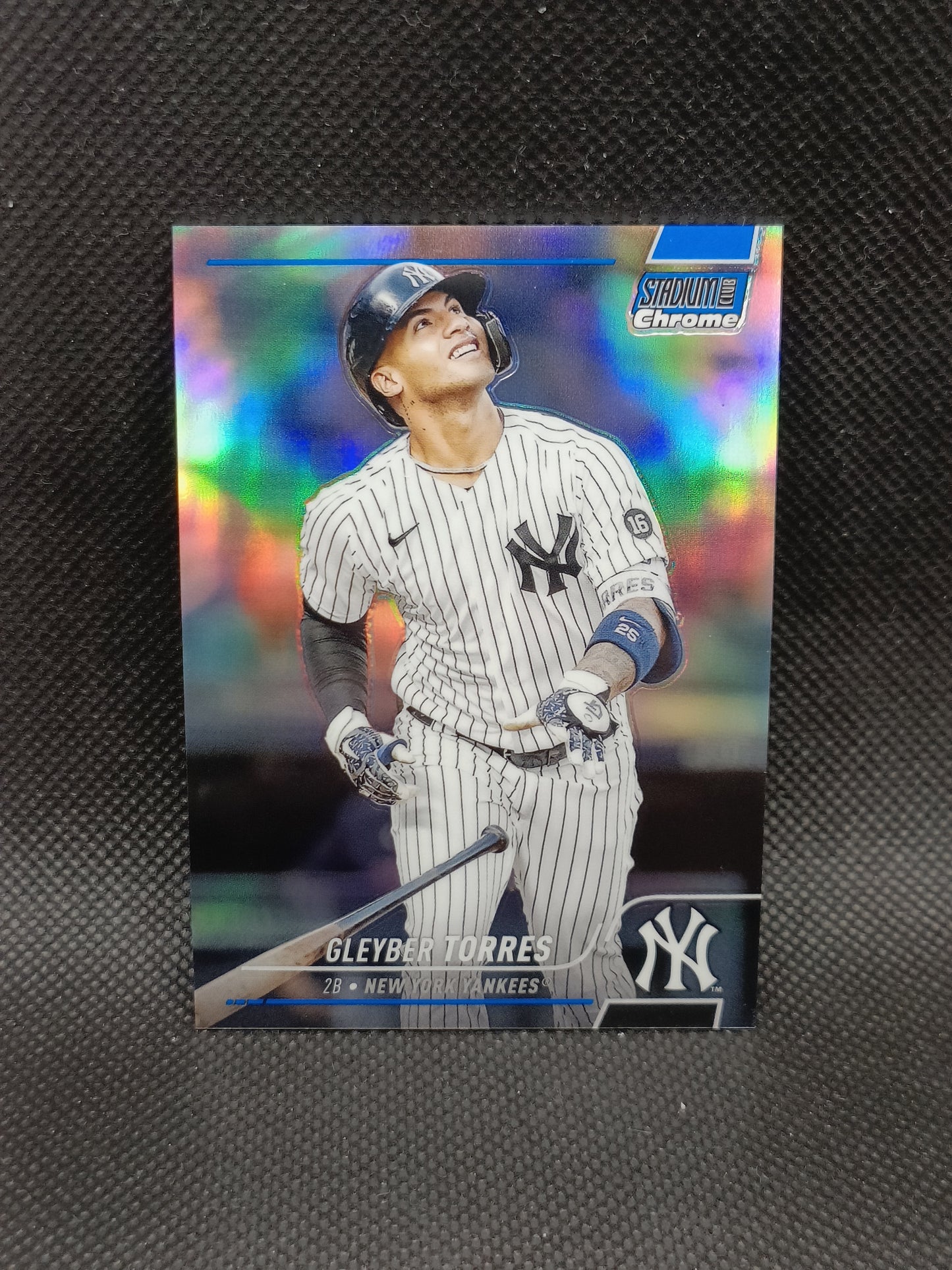 Gleyber Torres - 2022 Topps Stadium Club Chrome Blue Refractor /199 - New York Yankees