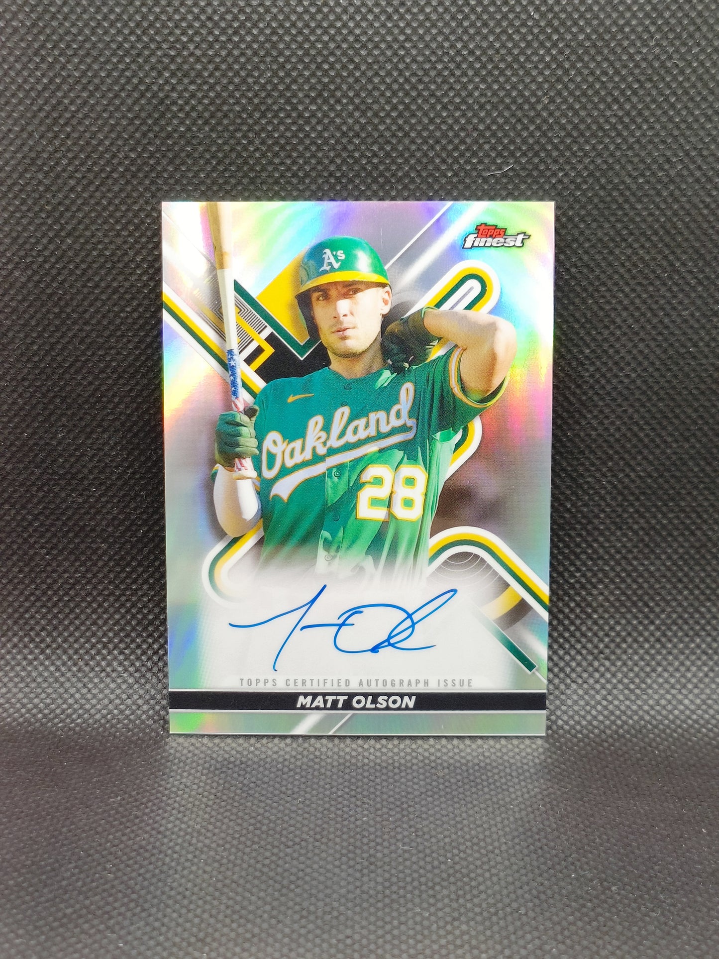 Matt Olson - 2022 Topps Finest Auto - Oakland Athletics