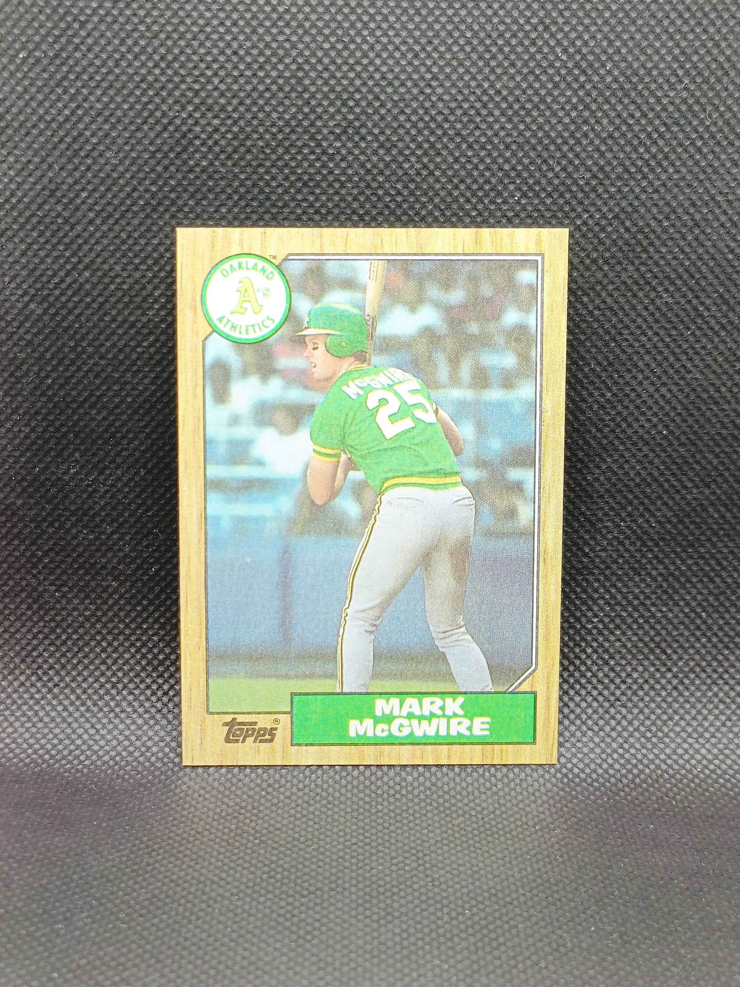 Mark McGwire - 1987 Topps Rookie - Oakland Athletics